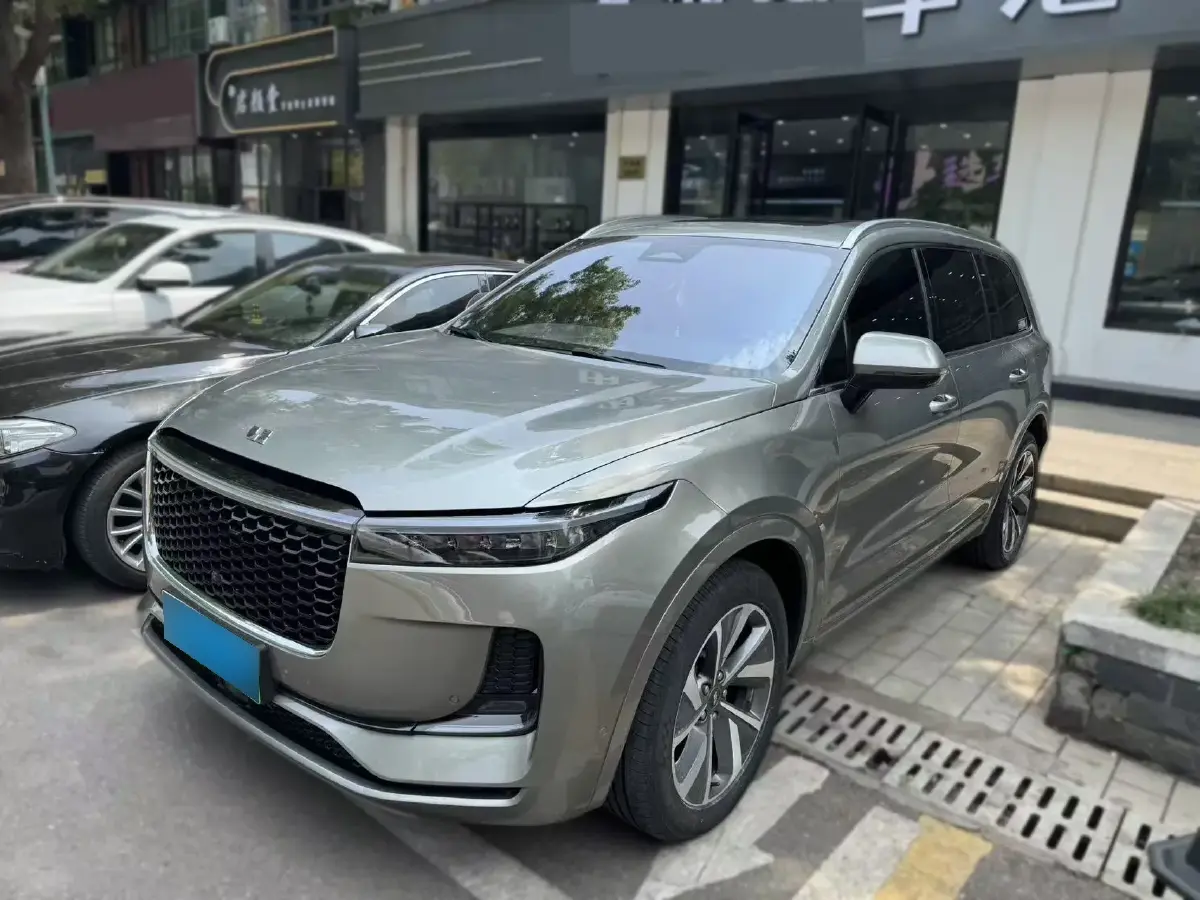 2021 Li ONE Range Extended 131HP REEV 40.5KWH