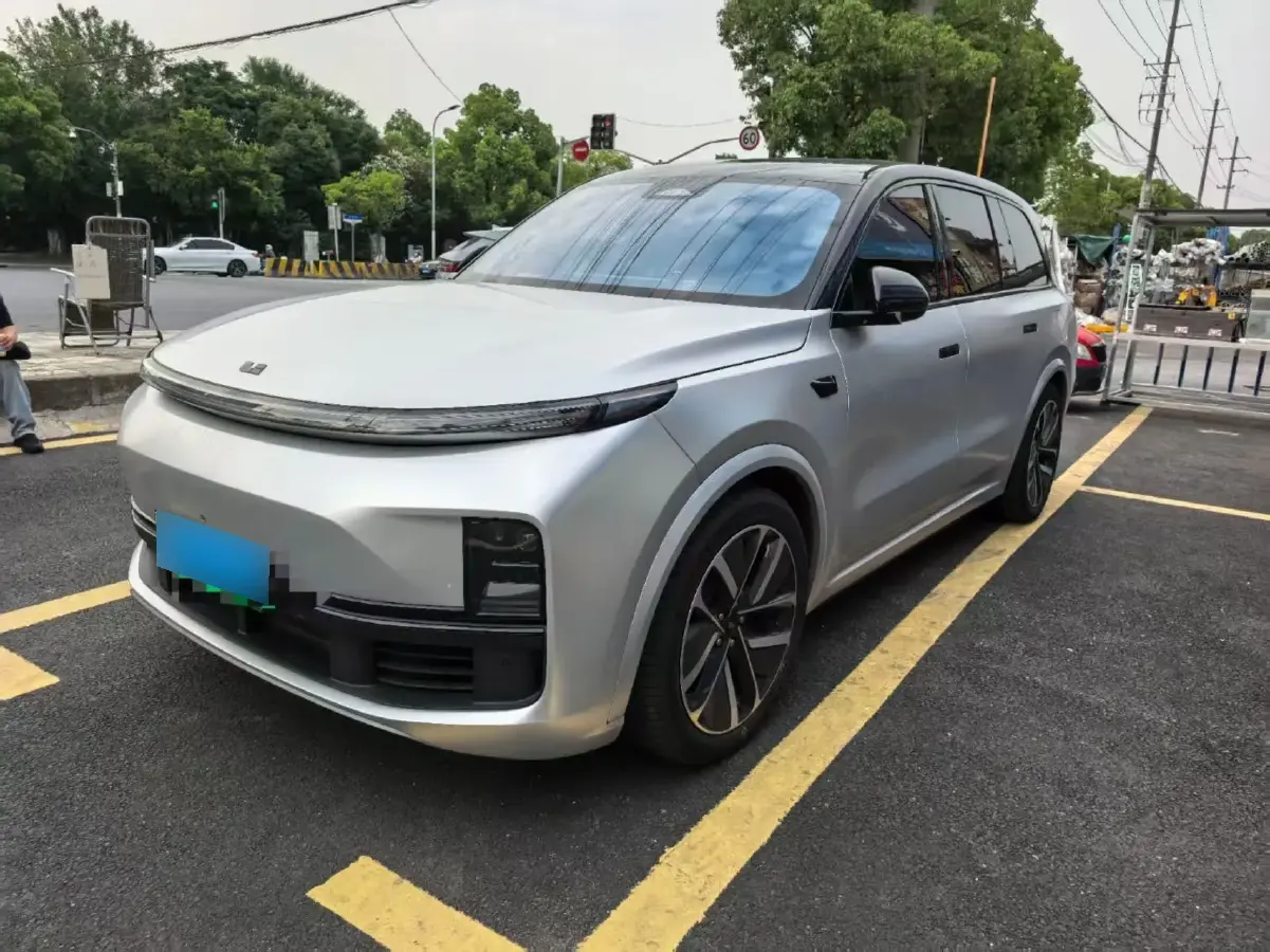 2023 Li L9 Range Extended 154HP REEV 42.6KWH