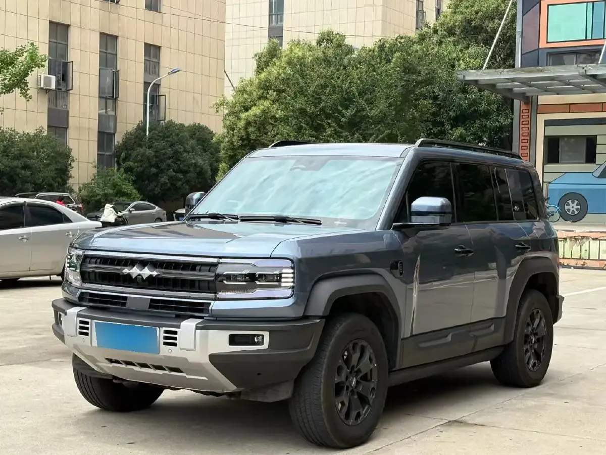 2024 FangChengBao Bao 5 1.5T 194HP L4 E-CVT PHEV 31.8KWH