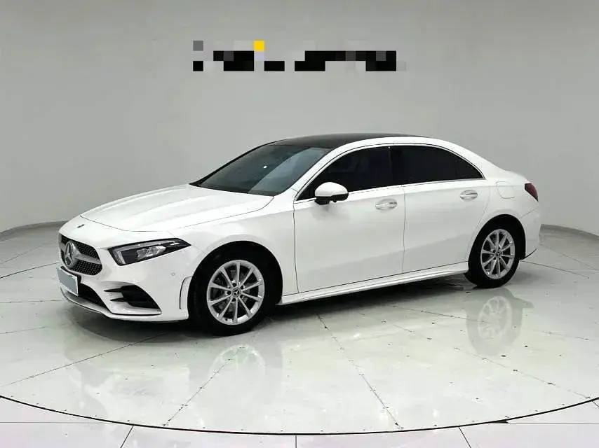 2022 Mercedes-Benz A Class 1.3T 163HP L4 7DCT