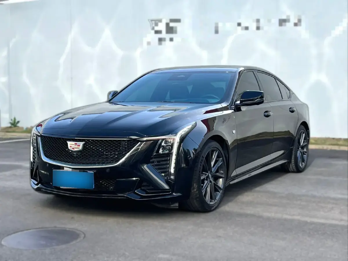 2024 Cadillac CT5 2.0T 237HP L4 10AT