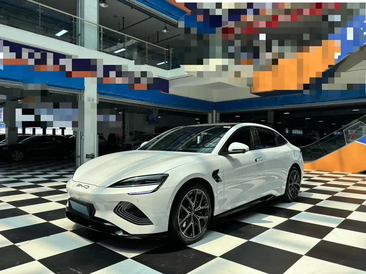 2023 BYD Seal BEV 82.5KWH