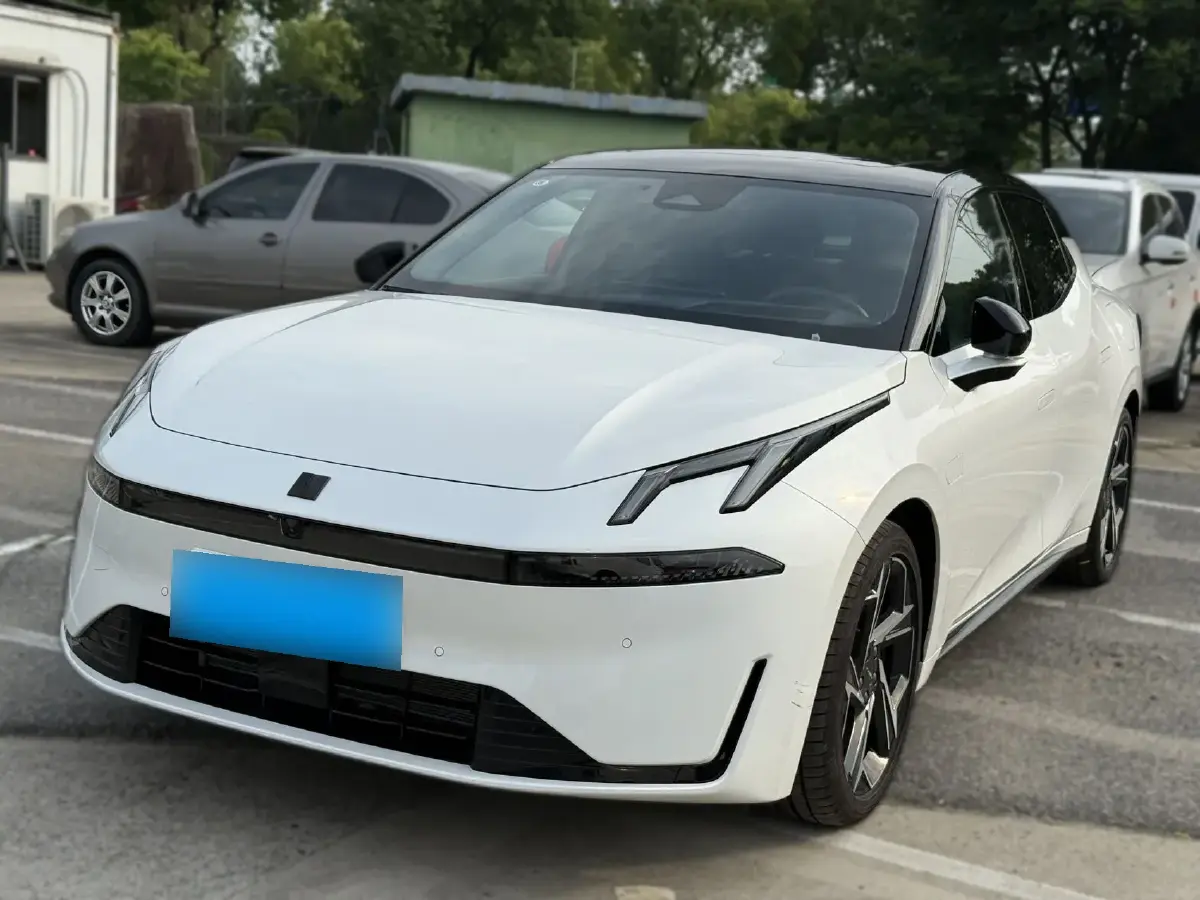 2024 LYNK&CO 07 EM-P 1.5T 163HP L4 3DHT PHEV 18.99KWH