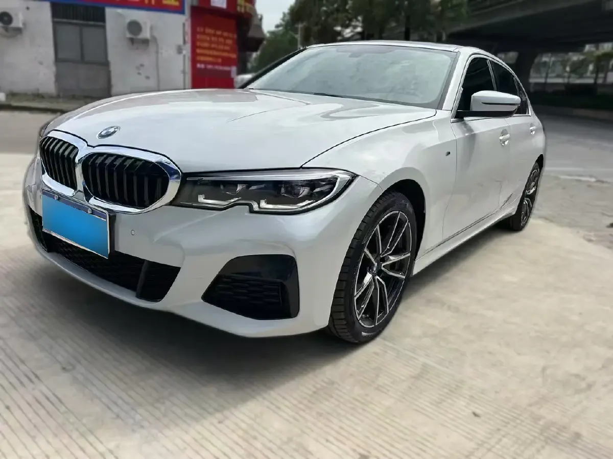 2022 BMW 3 Series 2.0T 156HP L4 8AT