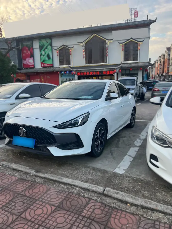 2021 MG 5 1.5L 120HP L4 CVT