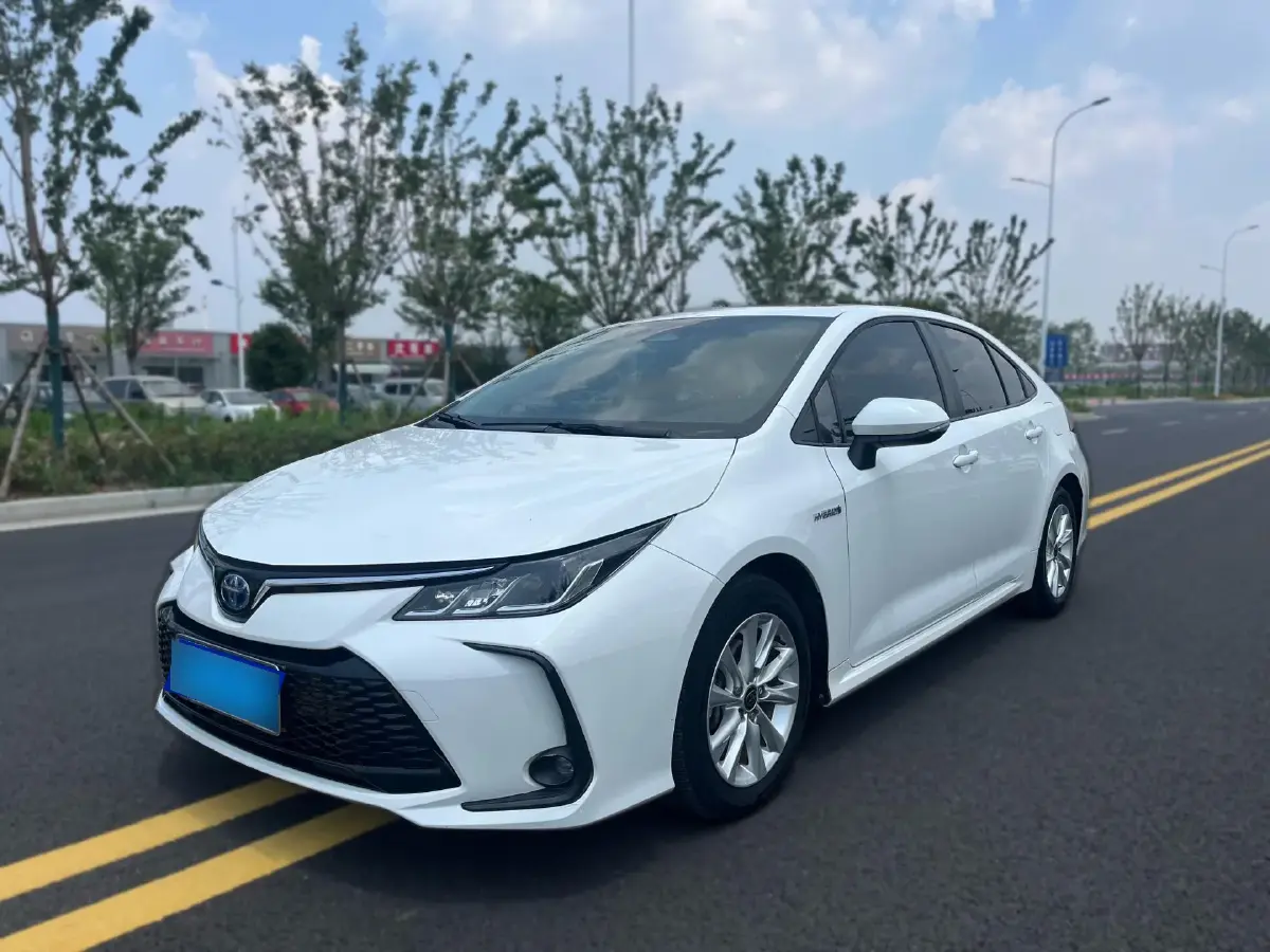 2023 Toyota Corolla 1.8L 98HP L4 E-CVT Hybrid