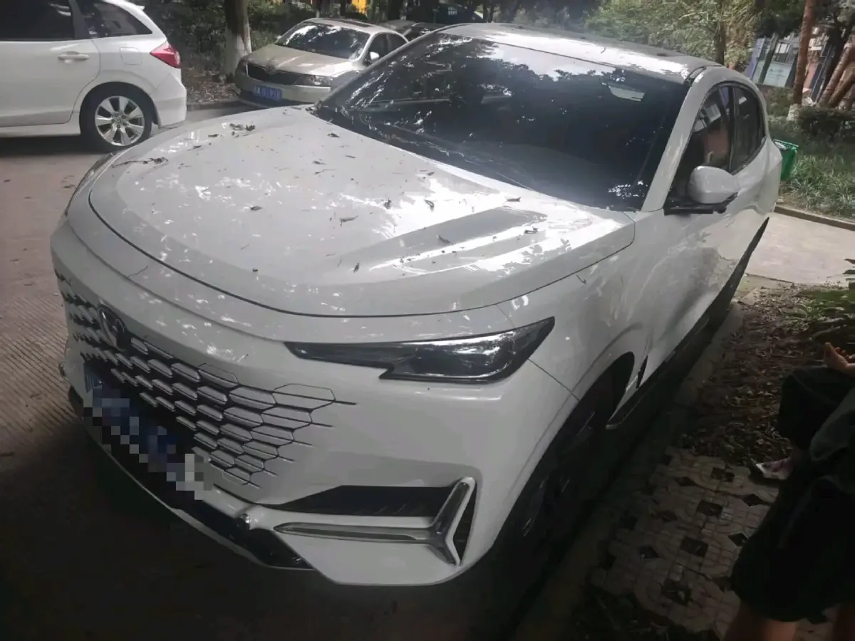 2023 ChangAn UNI-K 2.0T 233HP L4 8AT 2023 ChangAn UNI-K 2.0T 233HP L4 8AT