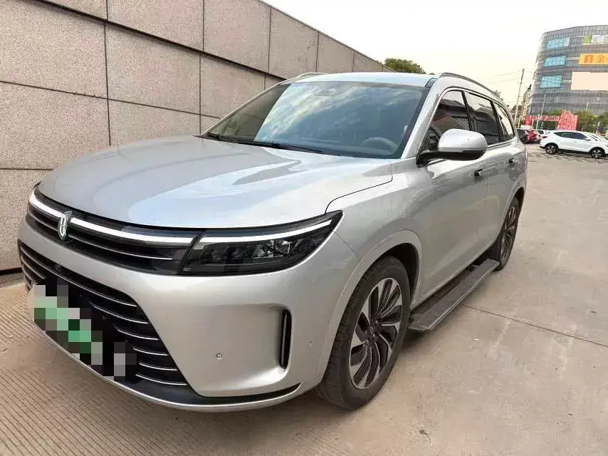 2023 HIMA AITO M5 1.5T 152HP L4 REEV 40KWH