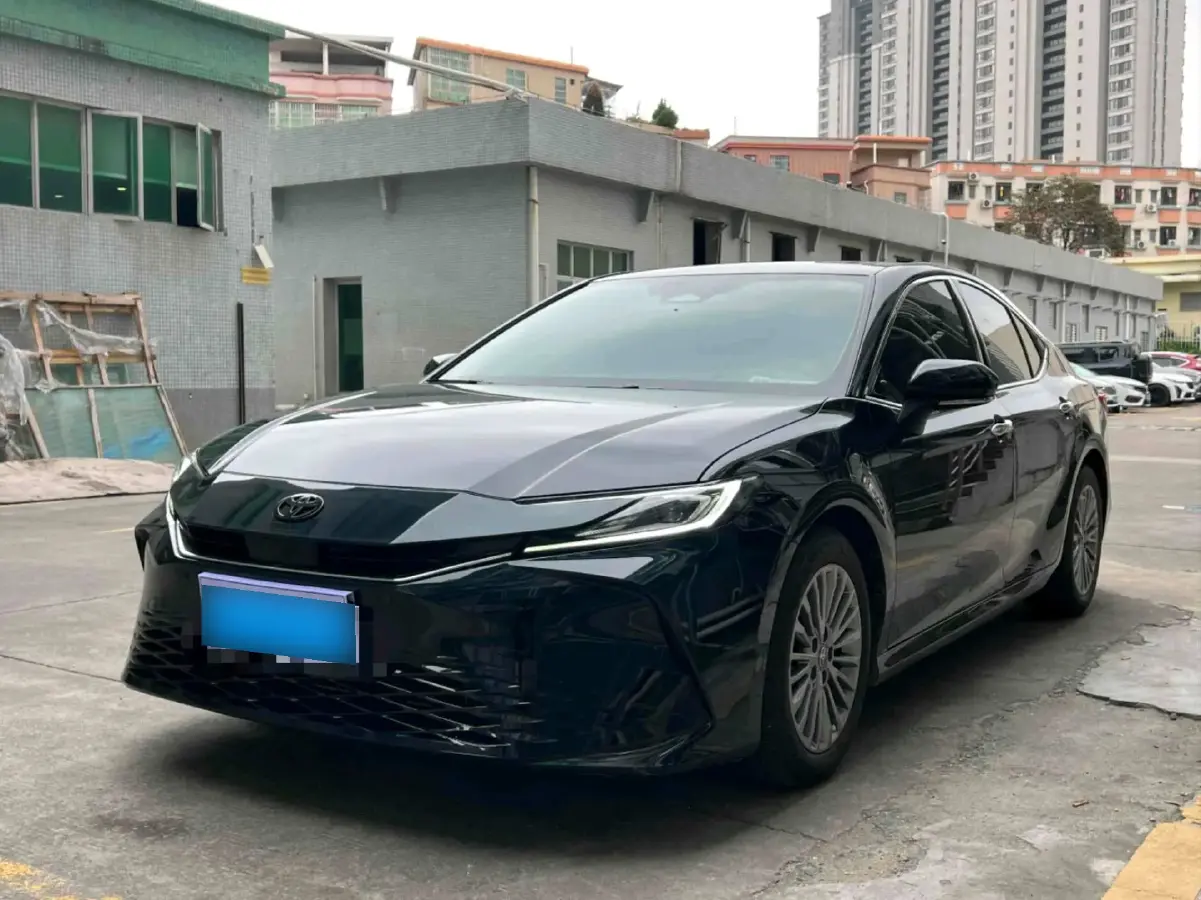 2024 Toyota Camry 2.0L 173HP L4 CVT