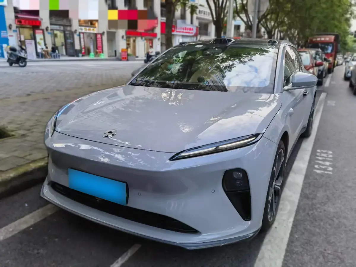 2024 NIO ET5T BEV 75KWH