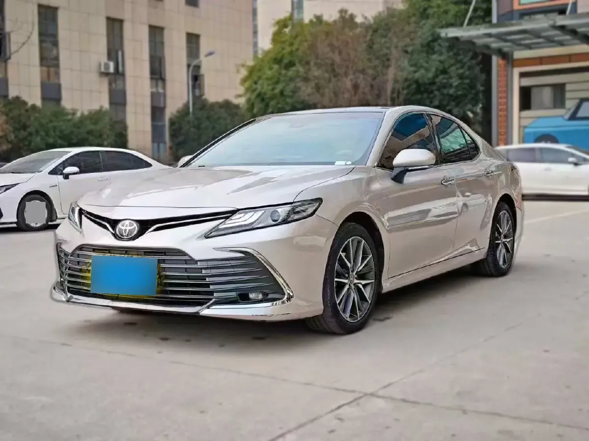 2021 Toyota Camry 2.5L 209HP L4 8AT