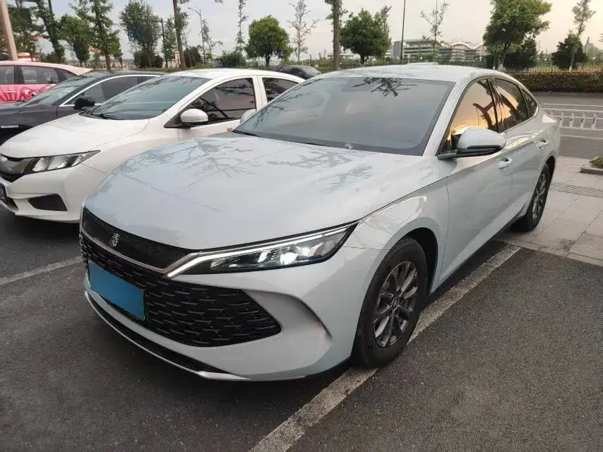 2024 BYD QinL 1.5L 101HP L4 E-CVT PHEV 10.08KWH