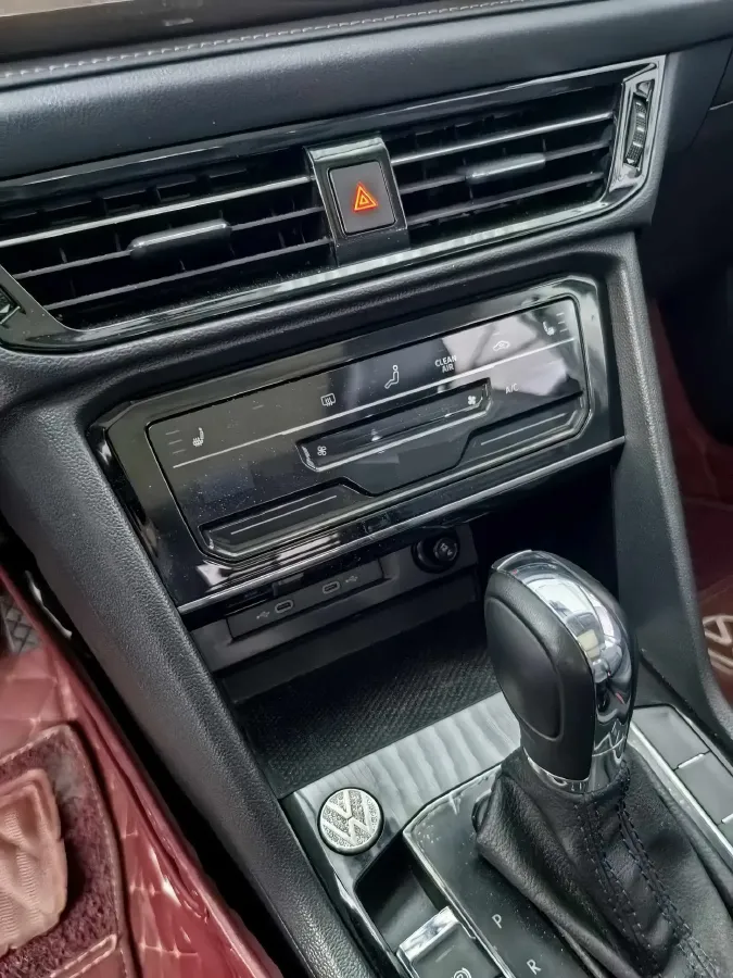 2022 Volkswagen Tharu 1.4T 150HP L4 7DCT,autocango,china used car exporter,china ev exporter,chinese used car exporter,chinese used ev exporter