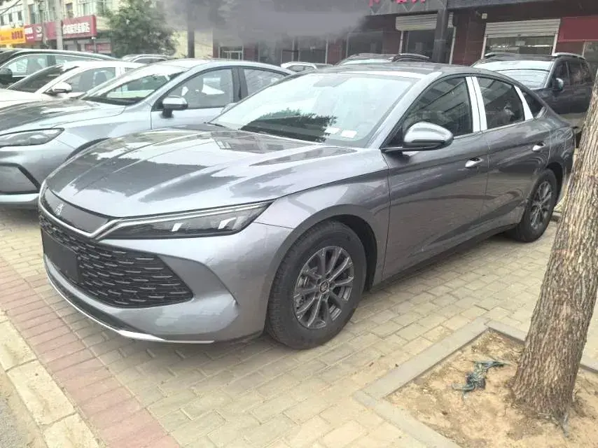 2024 BYD QinL 1.5L 101HP L4 E-CVT PHEV 10.08KWH