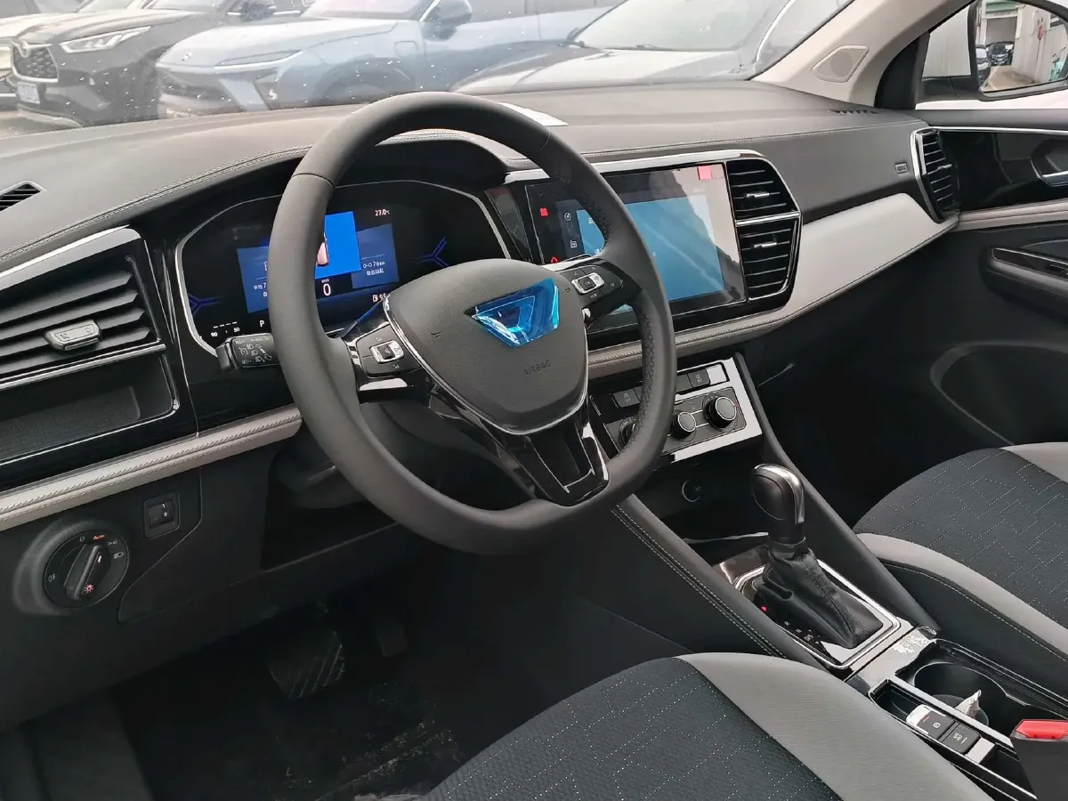 2024 Jetta VS5 1.4T 150HP L4 5MT,autocango,china used car exporter,china ev exporter,chinese used car exporter,chinese used ev exporter