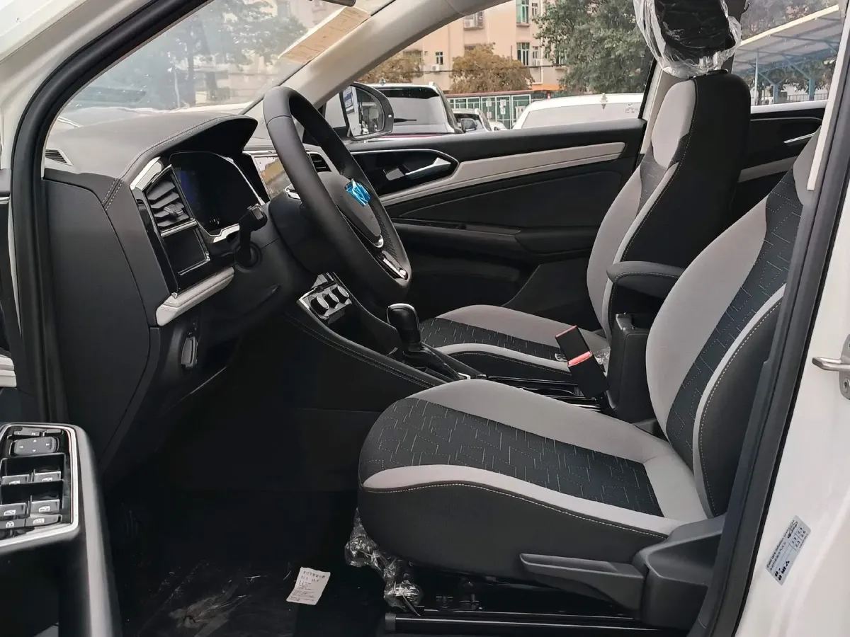 2024 Jetta VS5 1.4T 150HP L4 5MT,autocango,china used car exporter,china ev exporter,chinese used car exporter,chinese used ev exporter