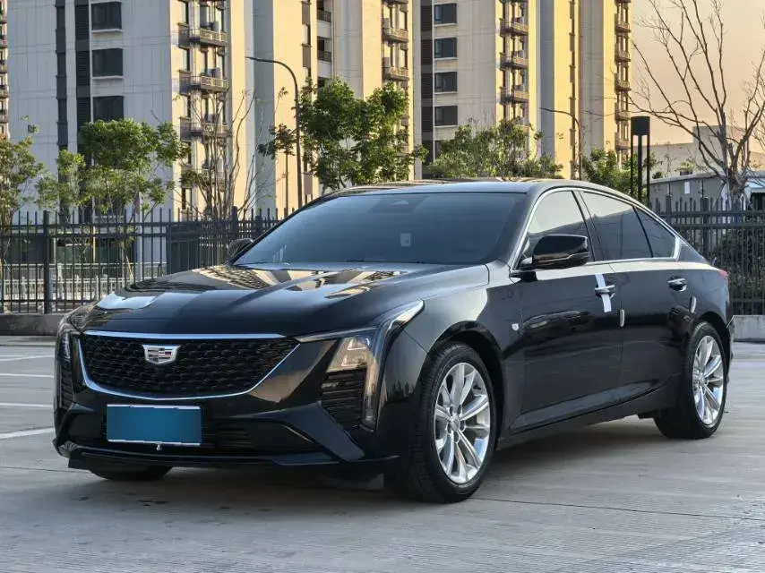 2024 Cadillac CT5 2.0T 237HP L4 10AT