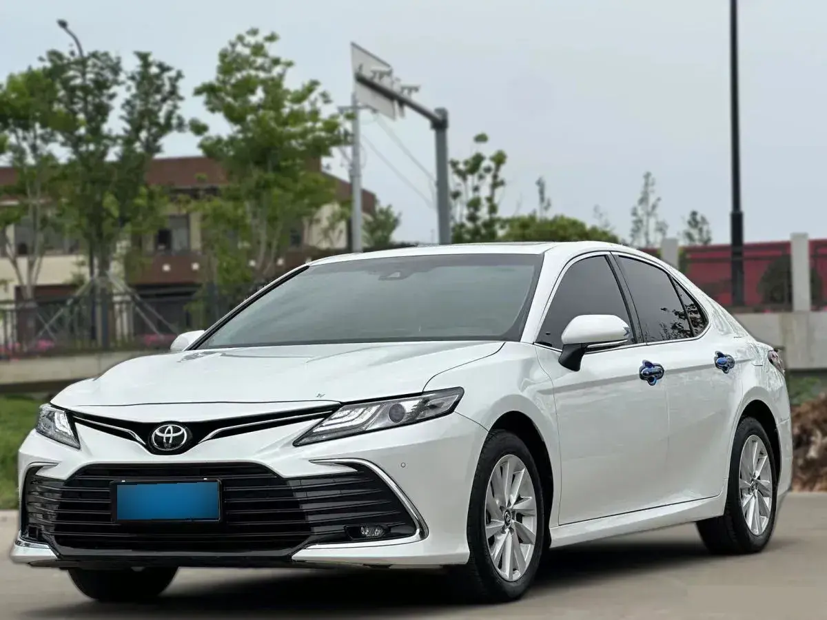 2021 Toyota Camry 2.0L 178HP L4 CVT