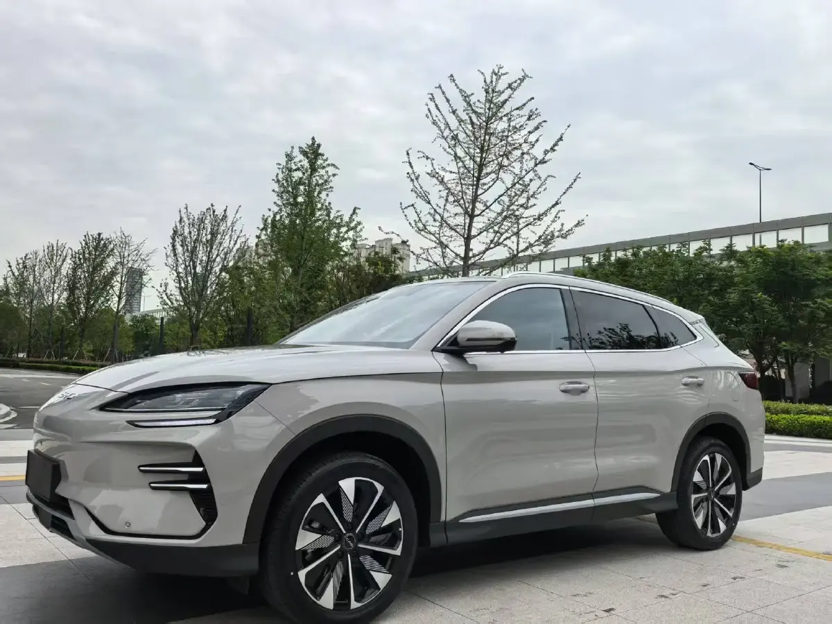 2025 BYD Song Plus BEV 71.8KWH