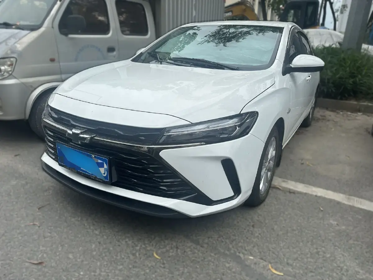 2023 Chevrolet Monza 1.5L 113HP L4 6DCT