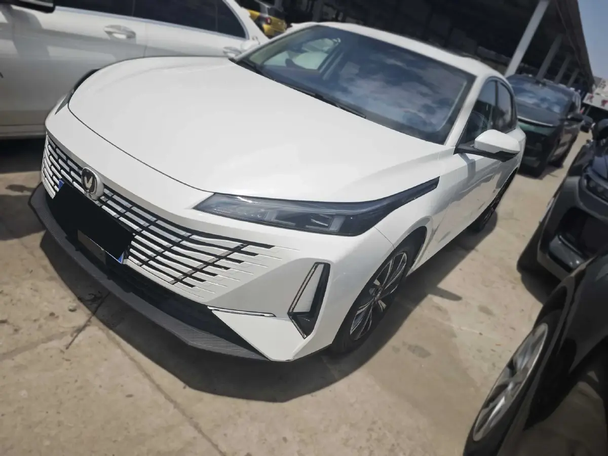 2024 ChangAn Eado 1.5T 170HP L4 7DCT