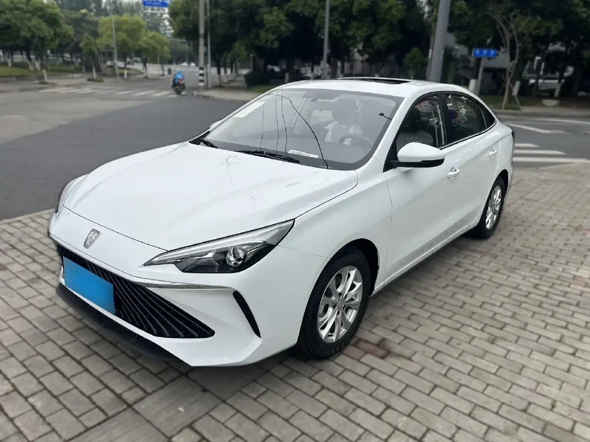 2025 MG 5 1.5L 129HP L4 CVT