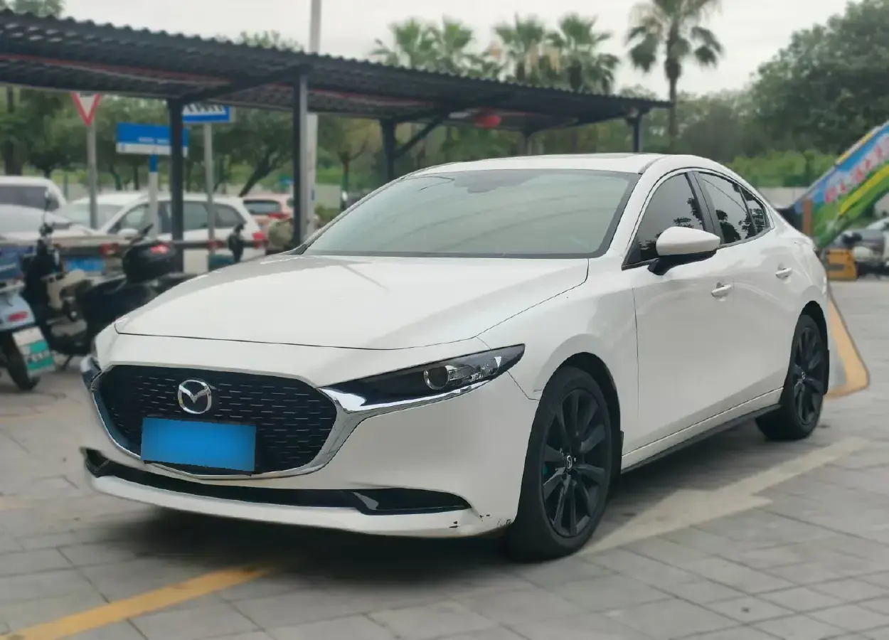 2023 Mazda 3 Axela 2.0L 158HP L4 6AT