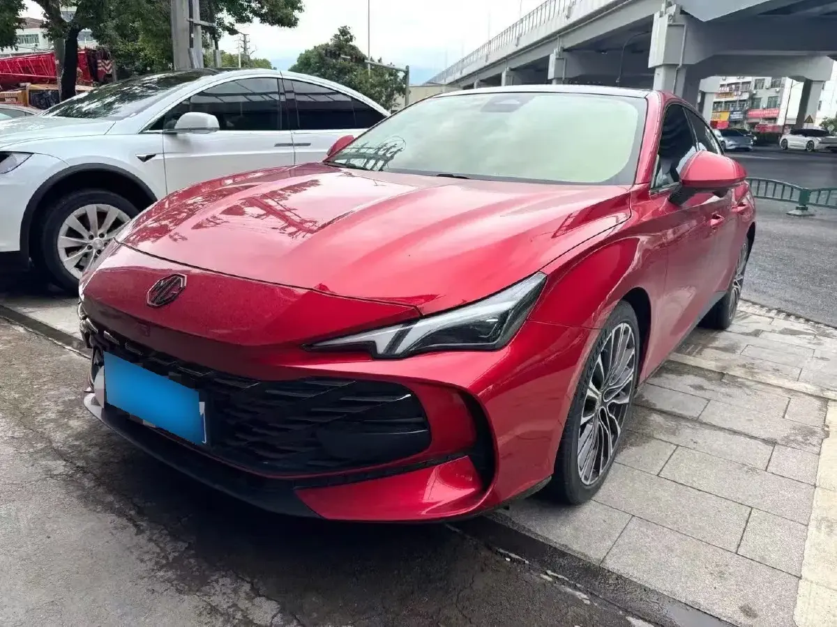 2023 MG 7 2.0T 261HP L4 9AT
