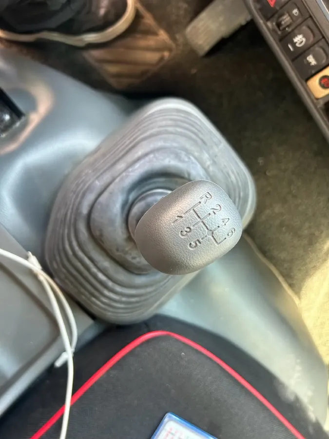 2017 Isuzu T17,autocango,china used car exporter,china ev exporter,chinese used car exporter,chinese used ev exporter