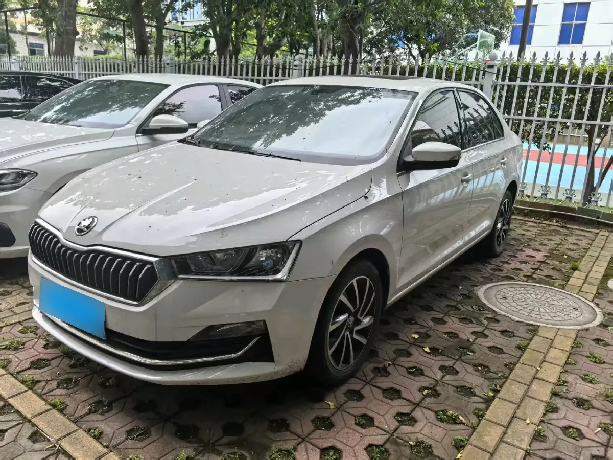 2022 Skoda Rapid 1.5L 112HP L4 6AT