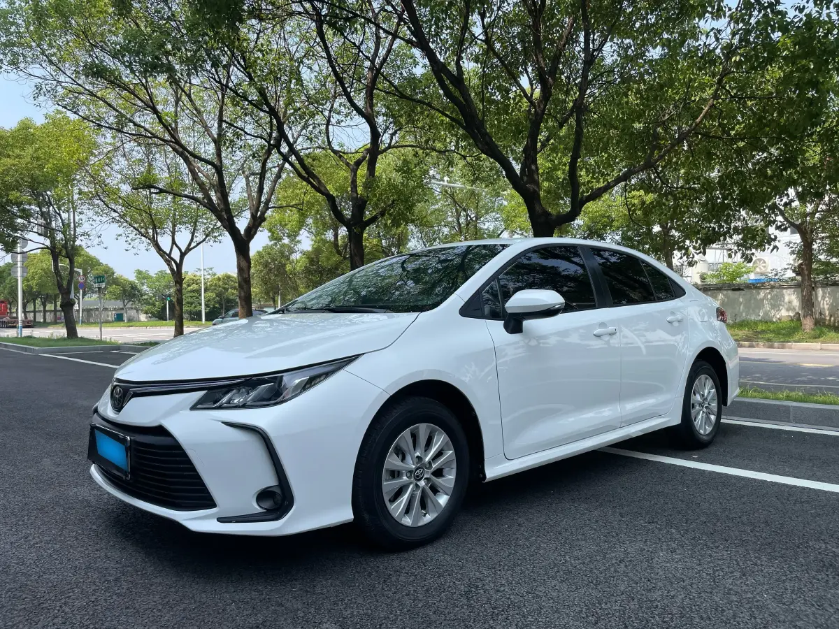 2022 Toyota Corolla 1.2T 116HP L4 CVT