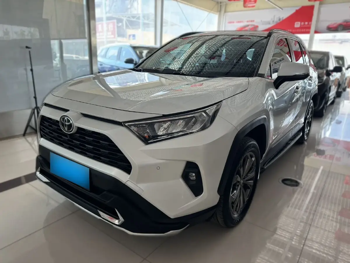 2023 Toyota RAV4 2.0L 171HP L4 CVT
