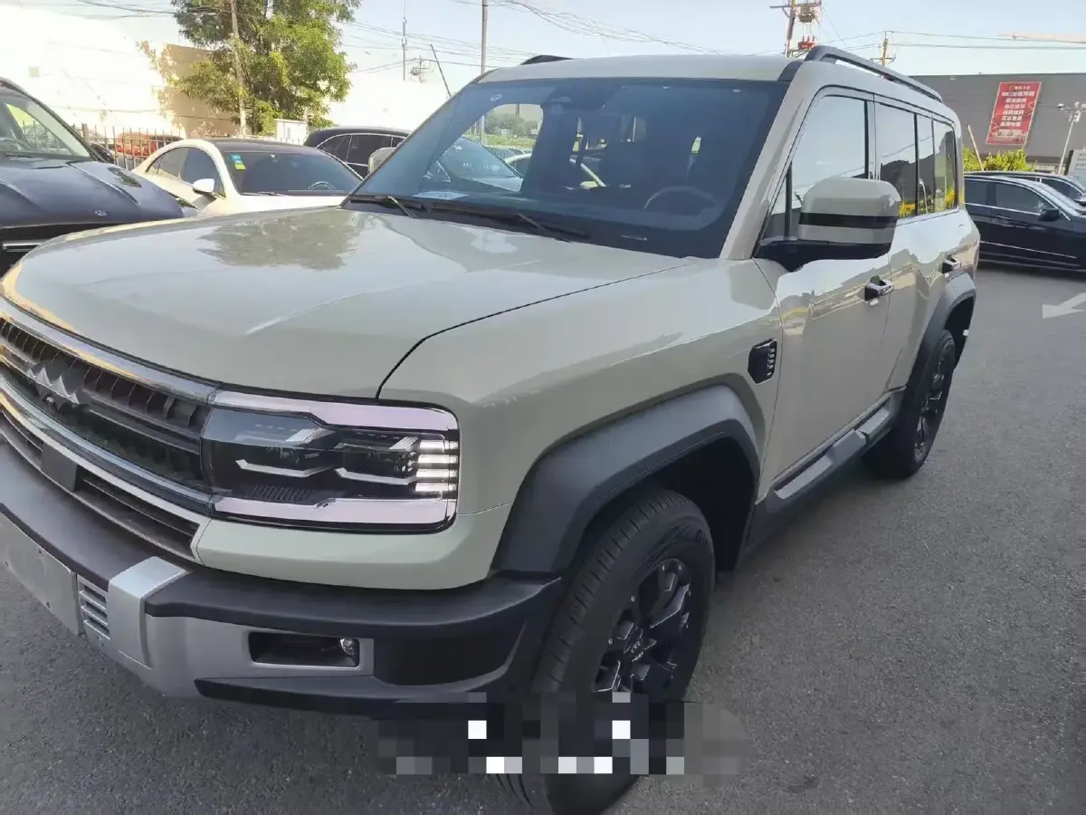 2023 FangChengBao Bao 5 1.5T 194HP L4 E-CVT PHEV 31.8KWH