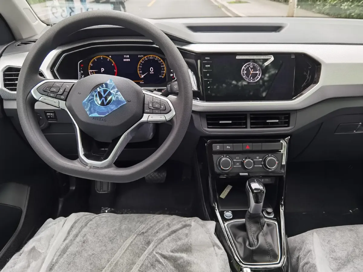 2023 Volkswagen Tacqua 1.2T 116HP L4 7DCT,autocango,china used car exporter,china ev exporter,chinese used car exporter,chinese used ev exporter