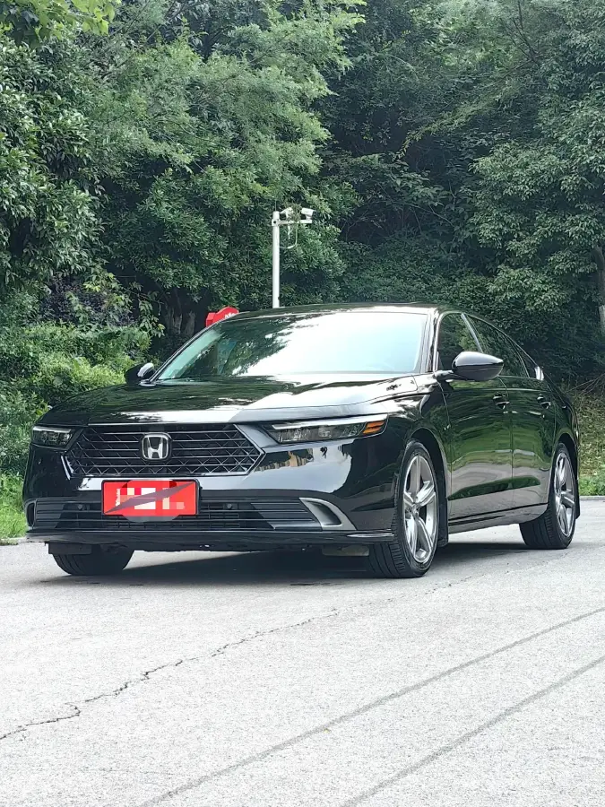 2023 Honda Accord 1.5T 192HP L4 CVT