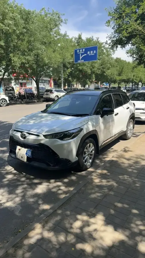 2023 Toyota Frontlander 2.0L 171HP L4 CVT