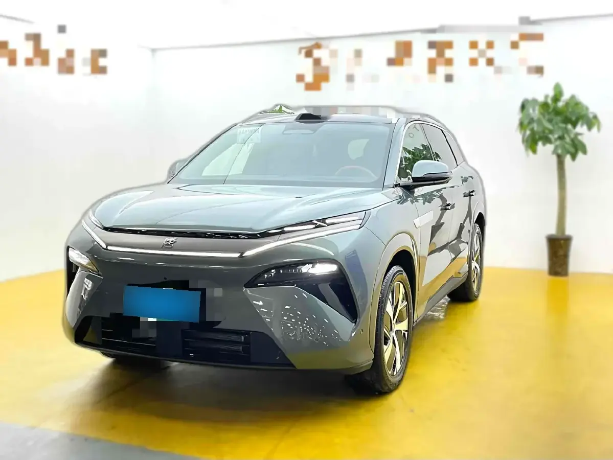 2025 BYD TangL 1.5T 156HP L4 E-CVT PHEV