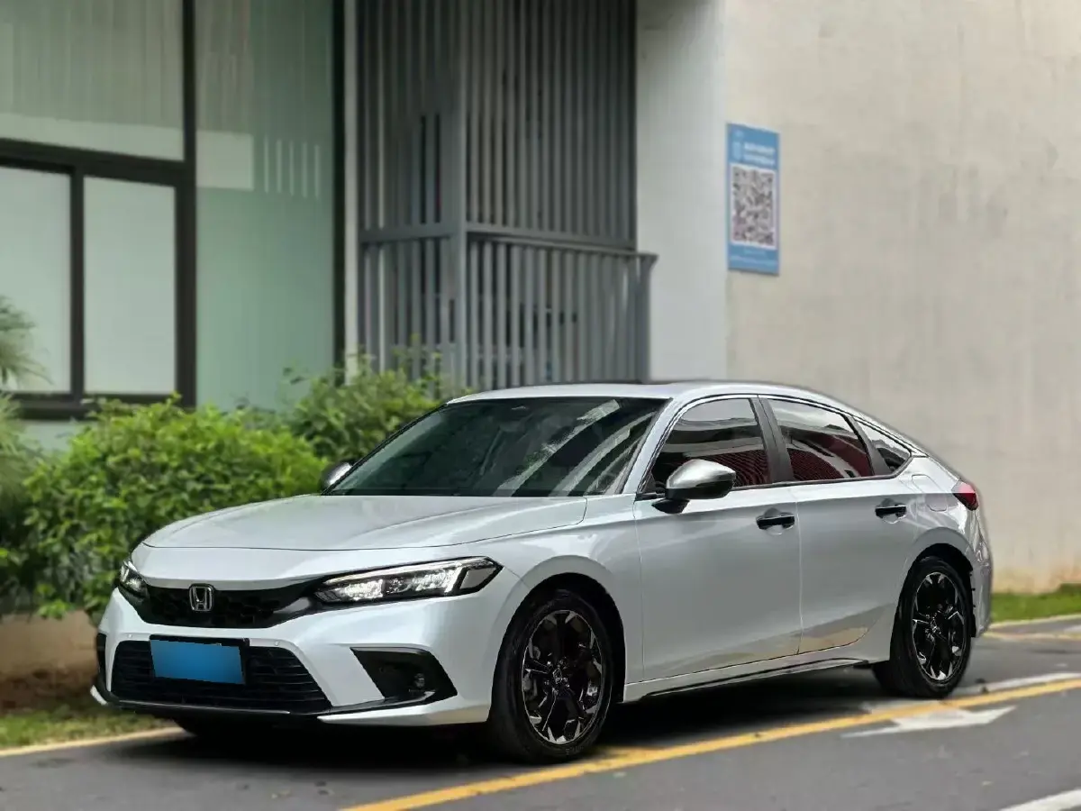 2023 Honda Civic 2.0L 143HP L4 E-CVT Hybrid