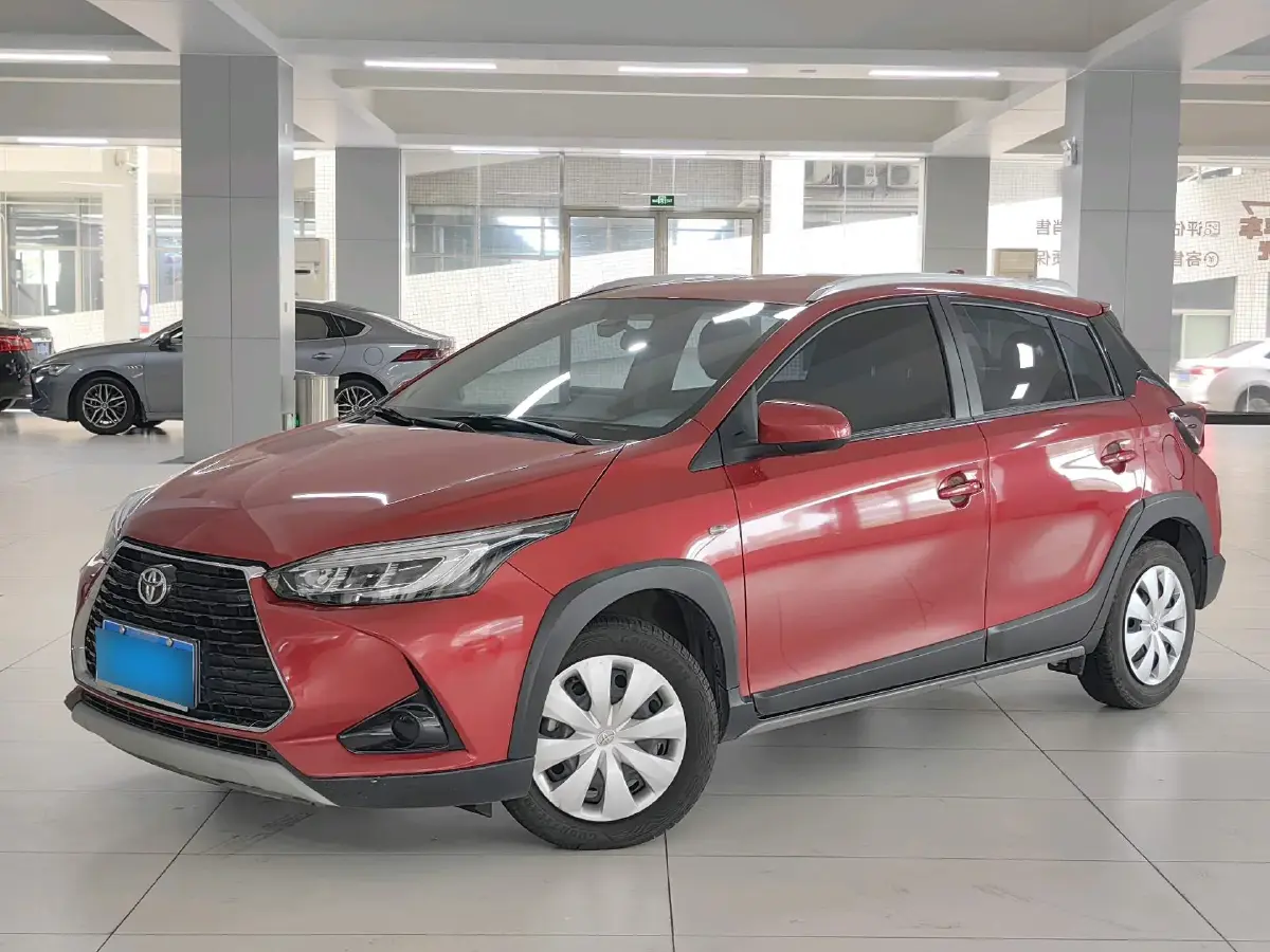 2022 Toyota Yaris L 1.5L 112HP L4 CVT