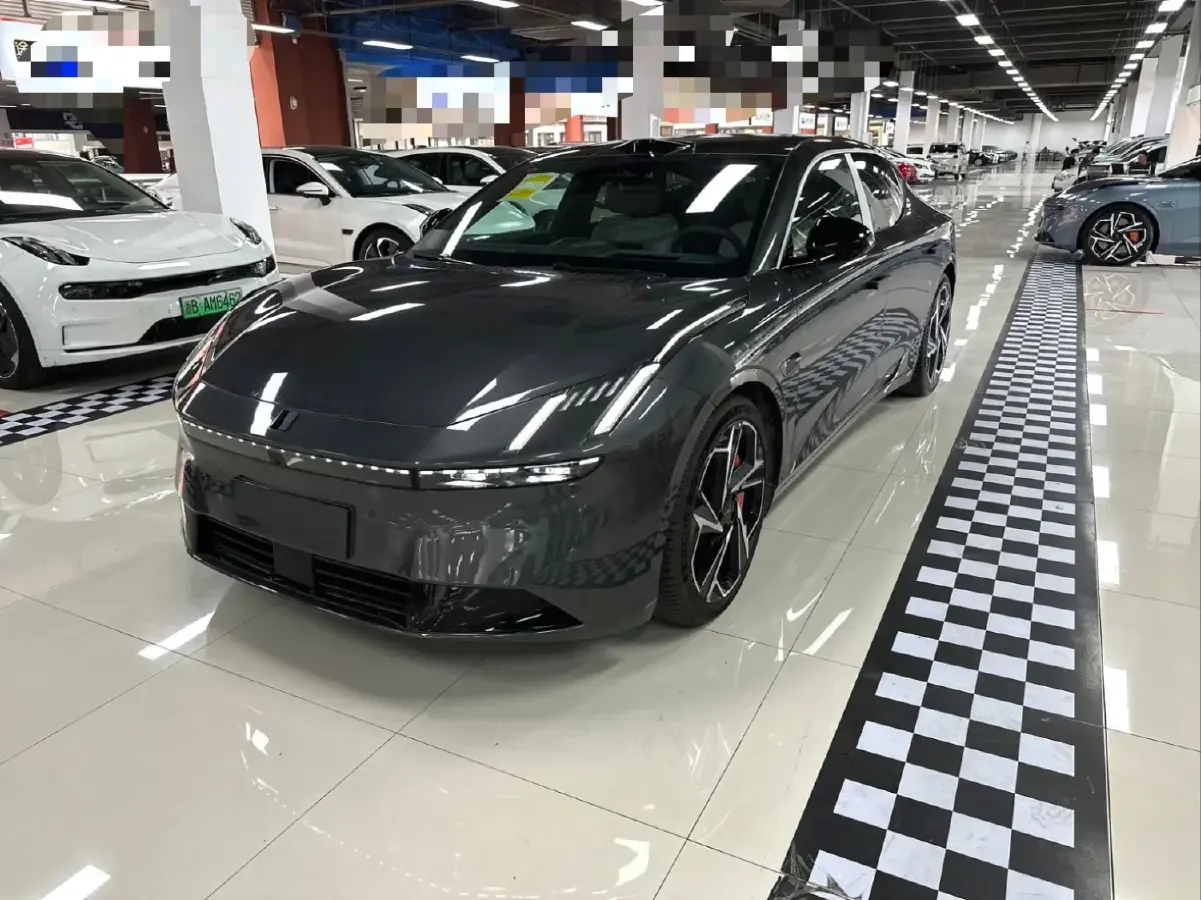 2025 LYNK&CO Z10 BEV 95KWH