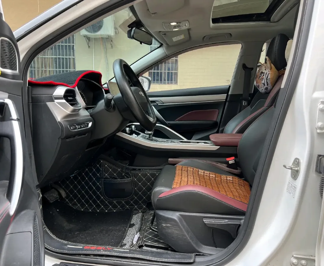 2021 Geely Coolray 1.4T 141HP L4 6DCT,autocango,china used car exporter,china ev exporter,chinese used car exporter,chinese used ev exporter