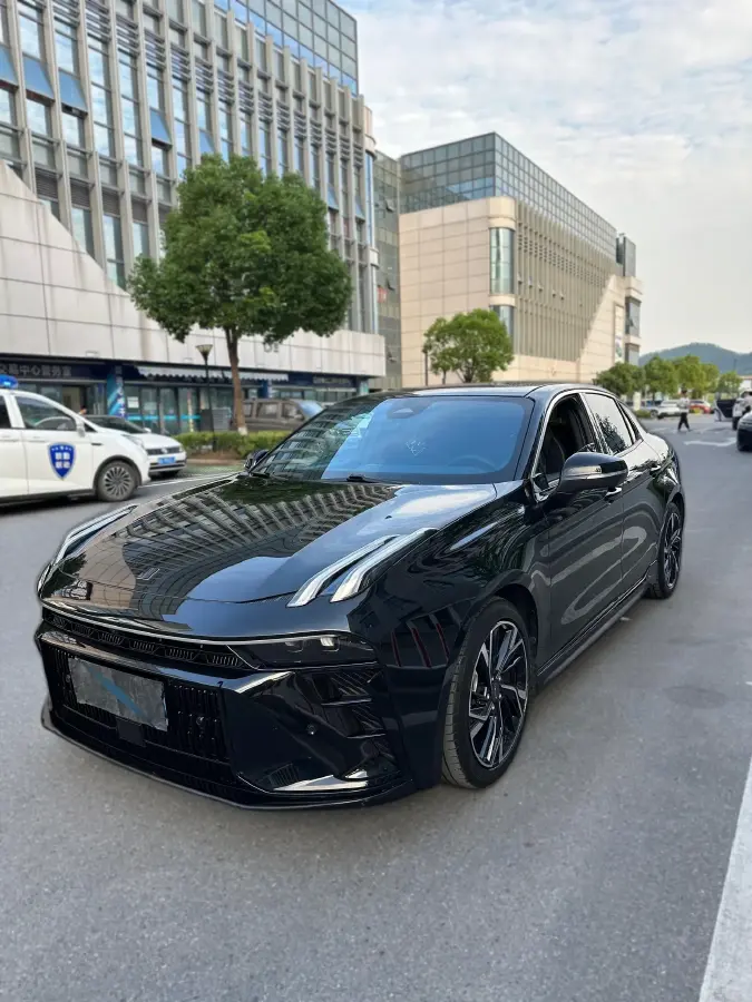 2023 LYNK&CO 03 1.5T 181HP L4 7DCT