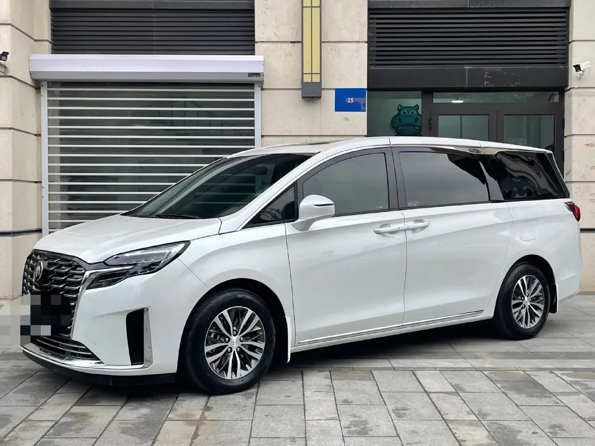 2023 Buick GL8 2.0T 237HP L4 9AT