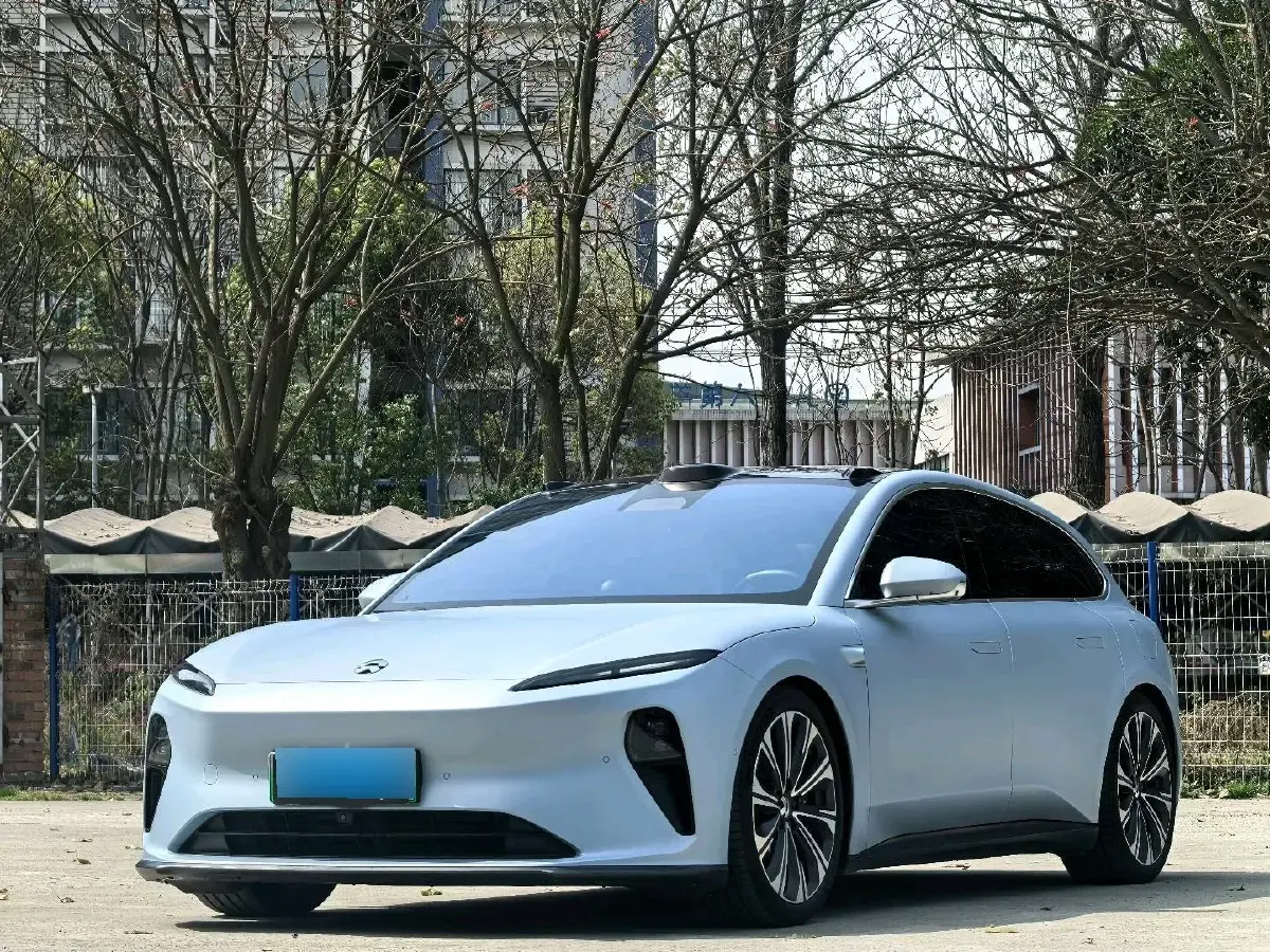 2023 NIO ET5T BEV 75KWH