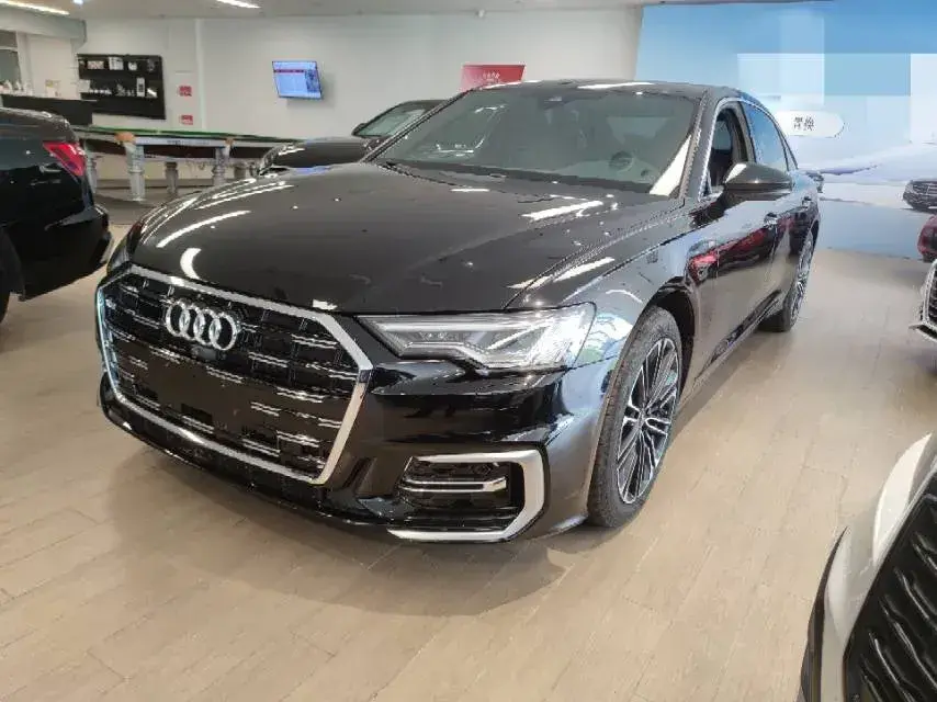 2024 Audi A6L 2.0T 245HP L4 7DCT