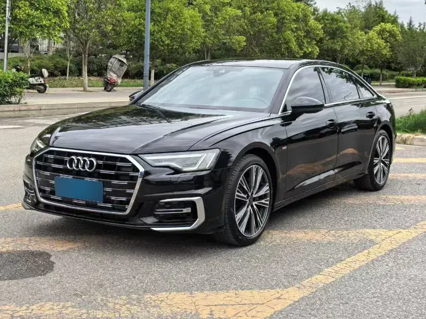 2023 Audi A6L 2.0T 190HP L4 7DCT
