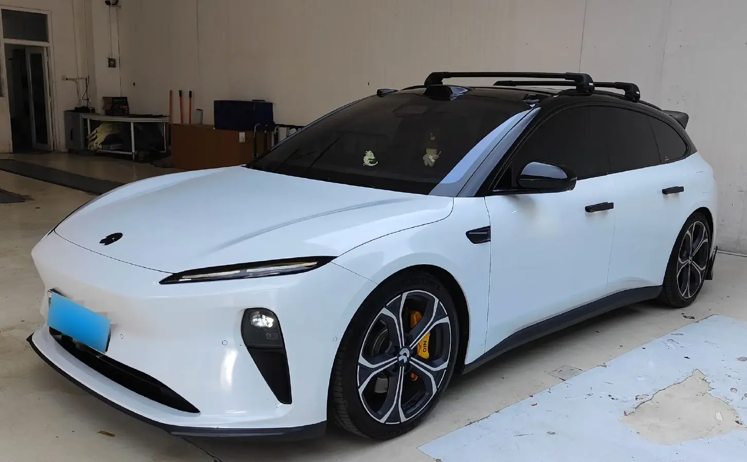 2023 NIO ET5T BEV 75KWH