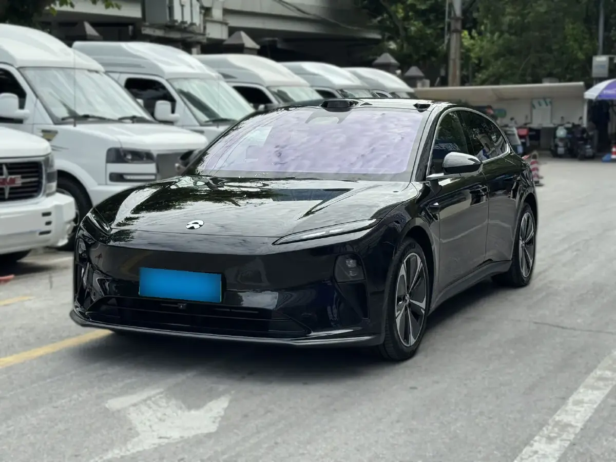 2024 NIO ET5T BEV 75KWH