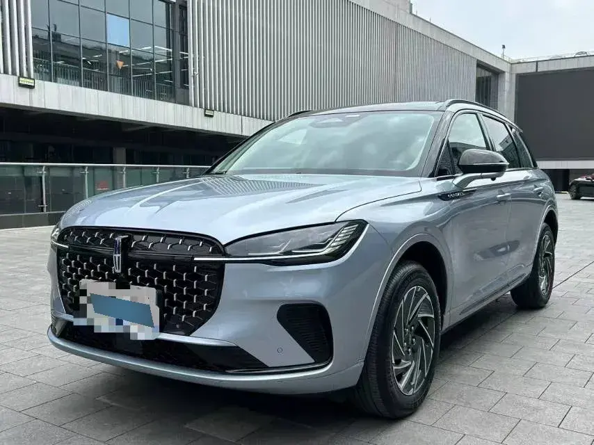 2024 Lincoln Corsair 2.0T 261HP L4 8AT