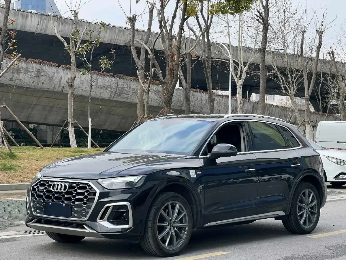 2022 Audi Q5L 2.0T 190HP L4 7DCT